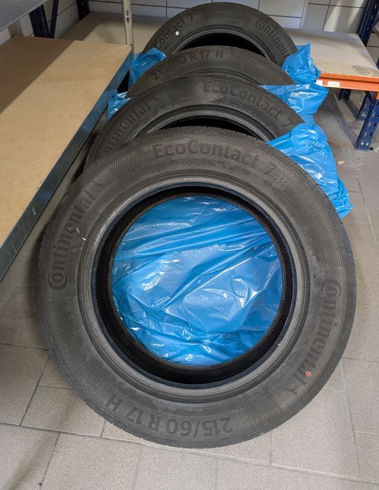 Zdjęte z nowego auta opony letnie 215/60R17 Continental EcoContact 7  DOT4825