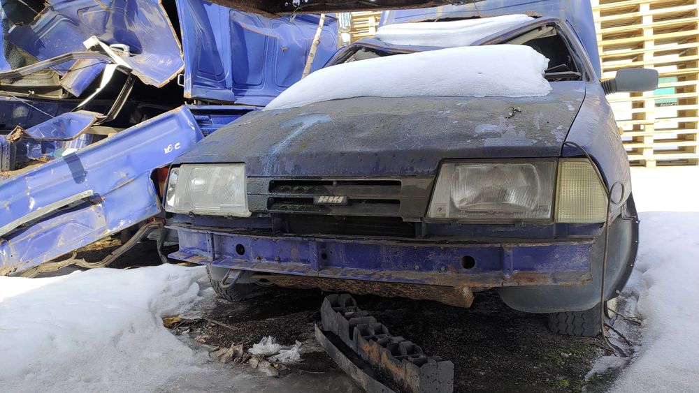 ИЖ 2717 Дві шт без двигунів 8000 грні