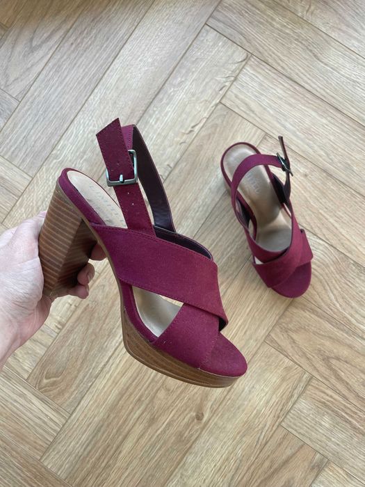 Insolia buty na obcasie damskie rozmiar 36