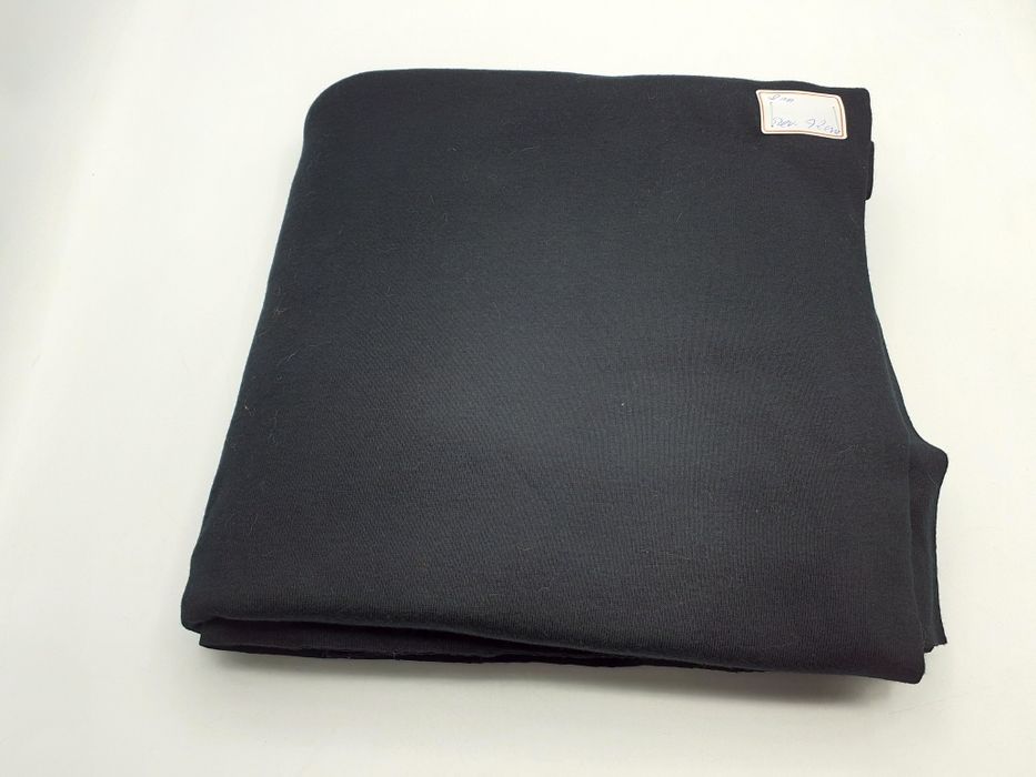 Dzianina czarna kupon 2 m.x 72 cm.tunel