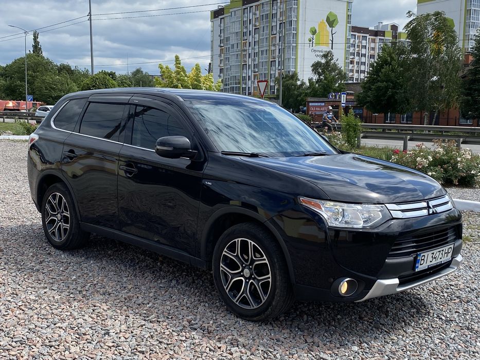 Mitsubishi  Outlander 7ми місна 3літра