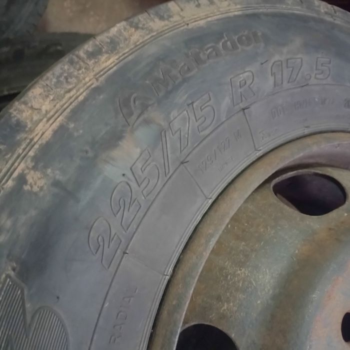 Резина 225/75 r17,5 matador
