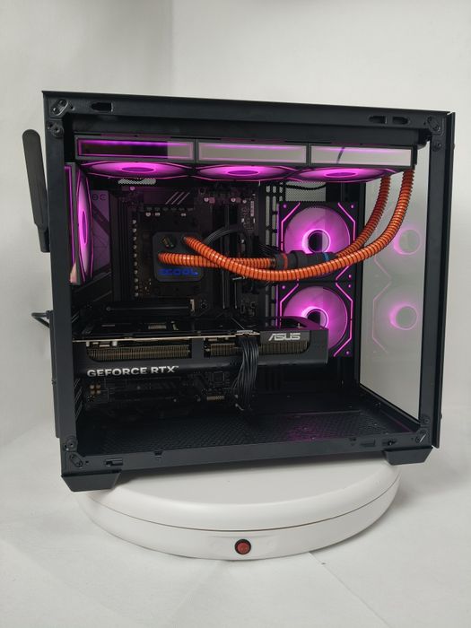 Komputer Gamingowy 9800X3D,RTX 5080,16 GB,Win 11, Promocja !