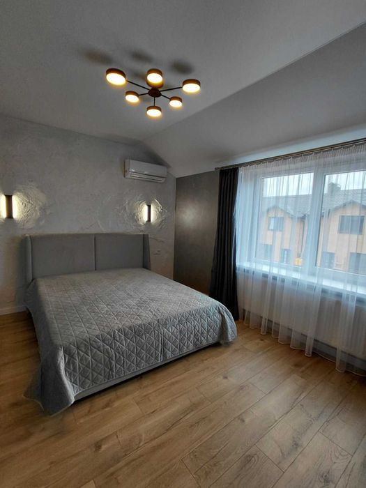 Продам таунхаус з якісним ремонтом в с. Агрономічне 0216