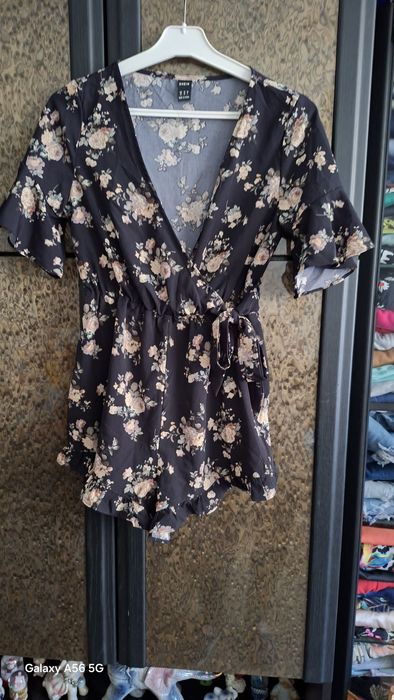 Krótki kombinezon damski Shein XS.