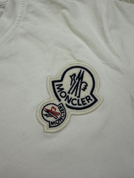 Футболка Moncler
