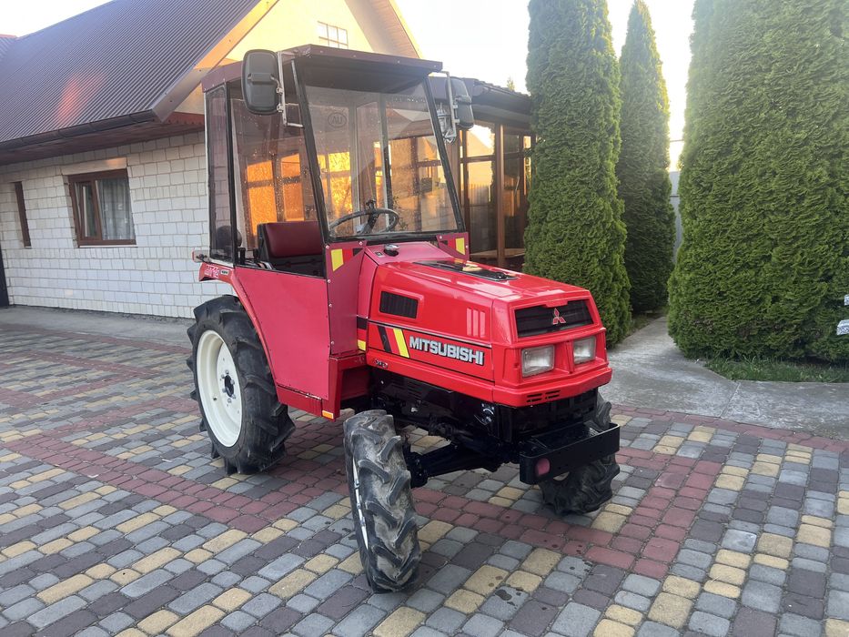 Японський міні трактор Mitsubishi mt18 kubota iseki yanmar hinomoto