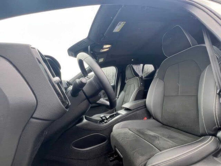 Volvo Xc40      2022