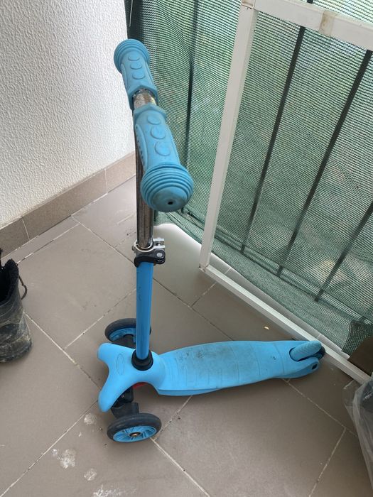 Продам самокат детский