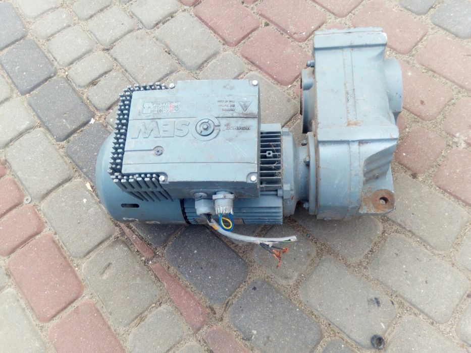 Silniki jednofazowe 230 V i trójfazowe 400 V