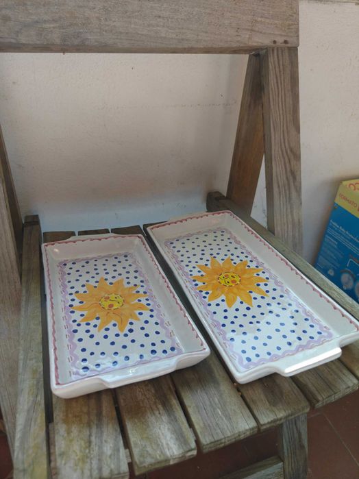 Conjunto de travessas decorativas em cerâmica (2 unidades)