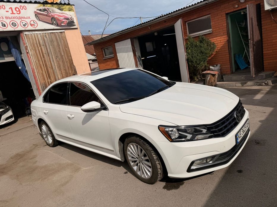Volkswagen Passat 1.8TSI 2017год