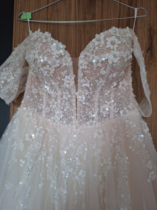 Sprzedam suknię ślubną