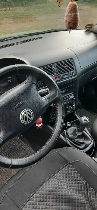 Volkswagen Golf 4