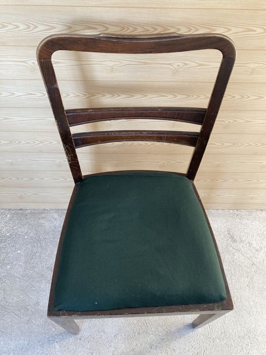 Krzesła gięte retro.