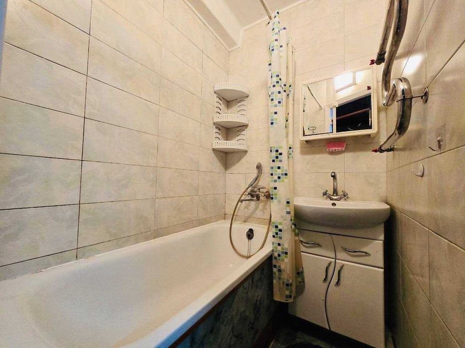 Продам 3-кімнатну квартиру.Оболонь.Київ.Набережна.БЕЗ комісії.