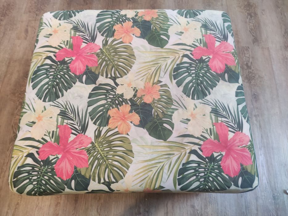 Pufa kwadratowa podnóżek