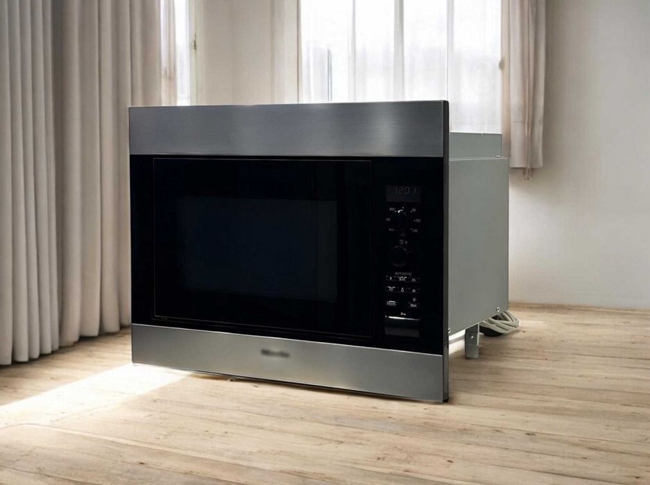 Вбудована мікрохвильовка Miele M 8260-2 піч