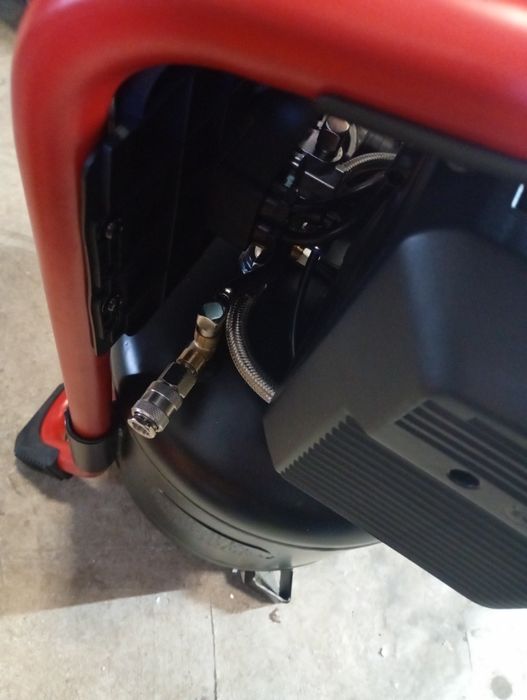 Kompresor bezolejowy Einhell BE TE AC 240/24 Silent