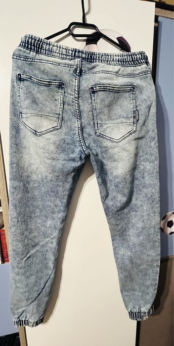 Spodnie jeans Sinsay r.30