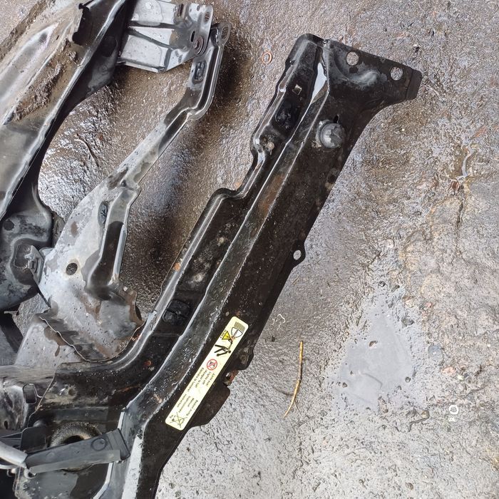 Телевізор установочна панель bmw x5 e53 авторозборка M57N