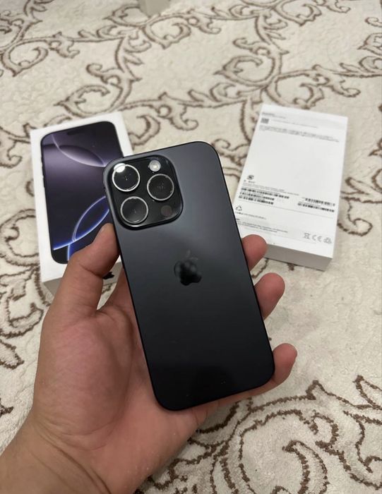 Продам айфон 15 про макс