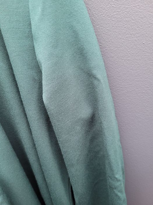 Sukienka w kolorze butelkowym