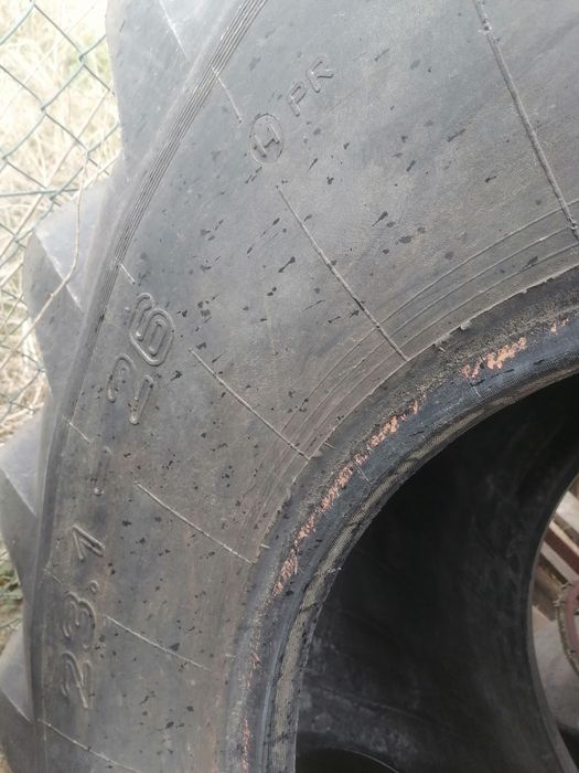 Opony 23.1 R 26 14PR