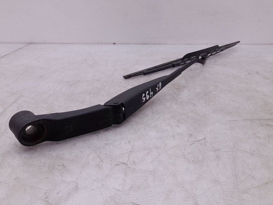 Haste / braço de escova limpa vidros frente esquerda HYUNDAI i20 (PB,