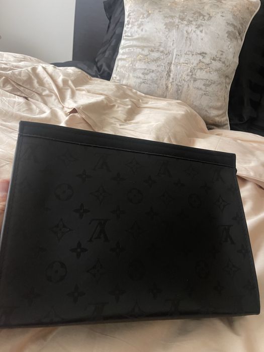 Pochete Voyage Louis Vuitton NOVA