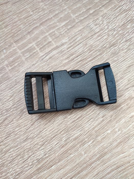 Klamra zatrzaskowa plastikowa 32 mm 1 szt plecak, torba, spodnie