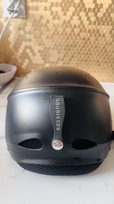 kask narciarski snowboardowy