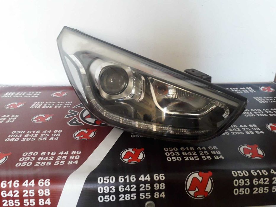 Фара права Huyndai IX35 LED