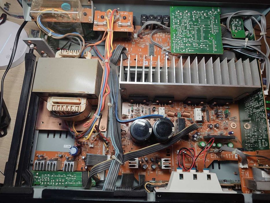 JVC AX-Z711 — wzmacniacz zintegrowany Super-A, po serwisie