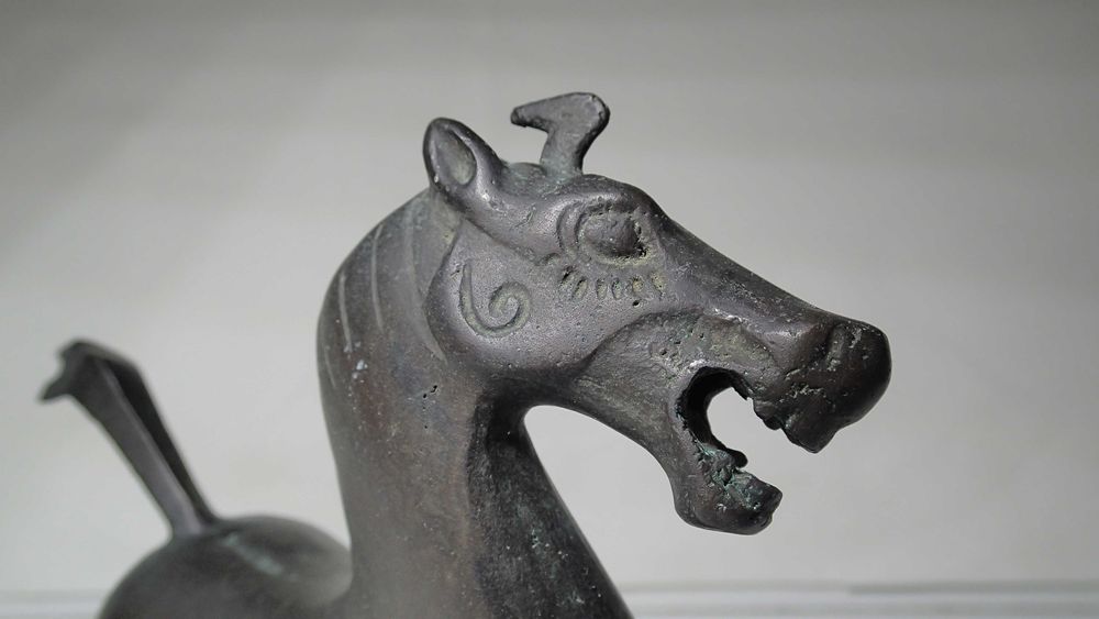 Estatueta antiga em Bronze estilo Art Deco