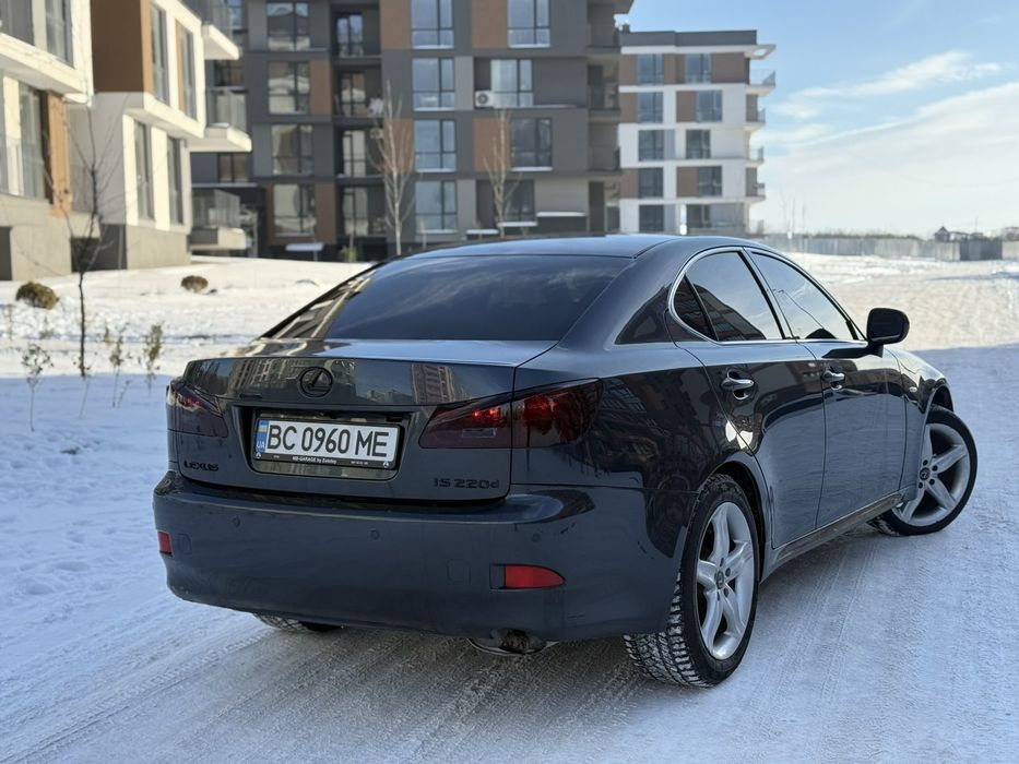 Lexus is 220D 2006р