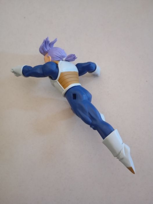 Future Trunks (Versão B) da linha Chosenshiretsuden 20cm