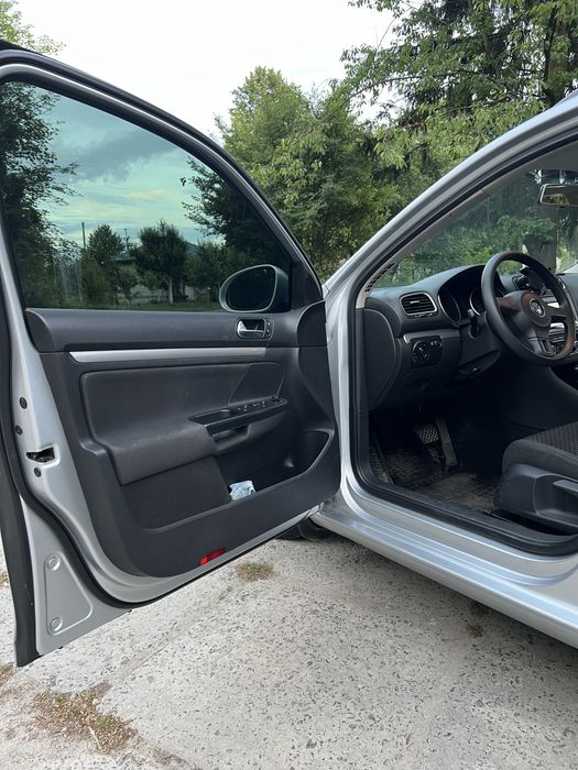 Гольф 6 2010 рік 1.6 дизель автомат