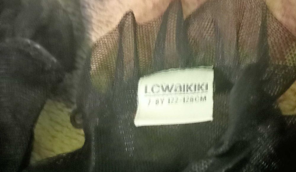 Дитяча чорна сукня