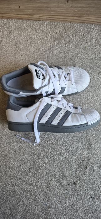 Adidas Superstar