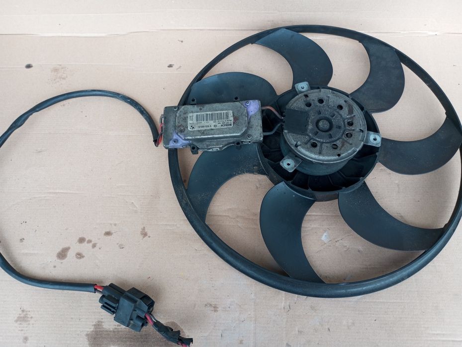 Вентилятор охолодження Bmw 1 E87 E88 E81 E82