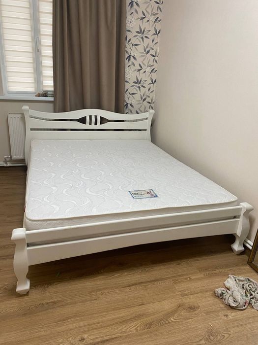 Кровать + матрац дерев'яна