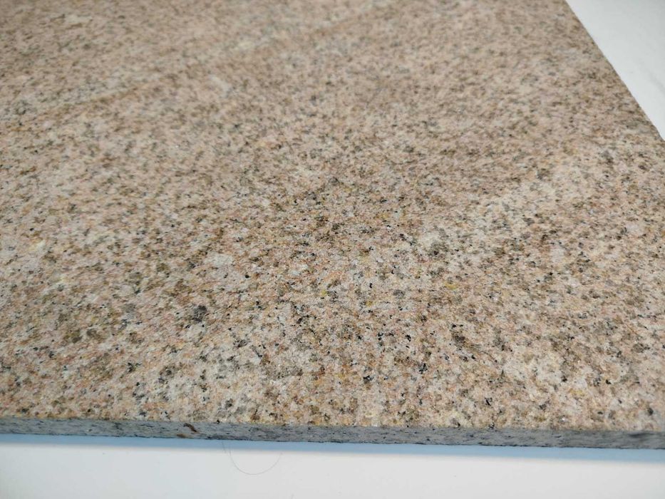 płyta płytka granitowa płomieniowana antypoślizgowa G682 SD Yellow Rock 60x60x2cm