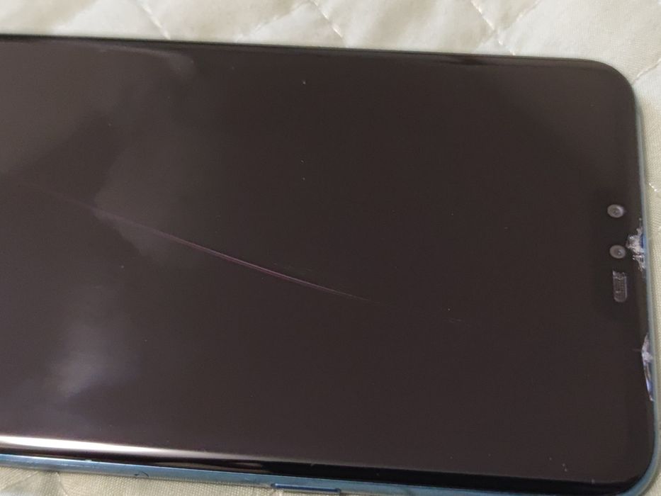 LG V40 android 15