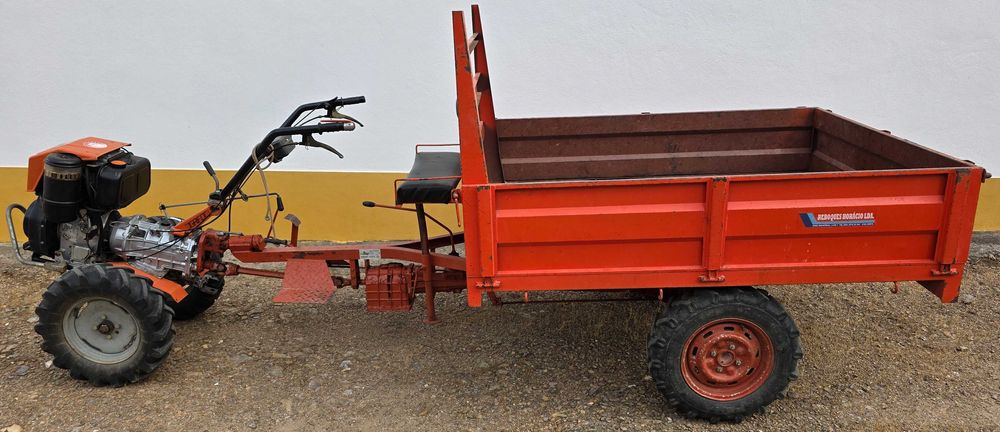 Motoenxada Lombardini 14CV 4X4 DIESEL de 2 lugares em MUITO BOM estado