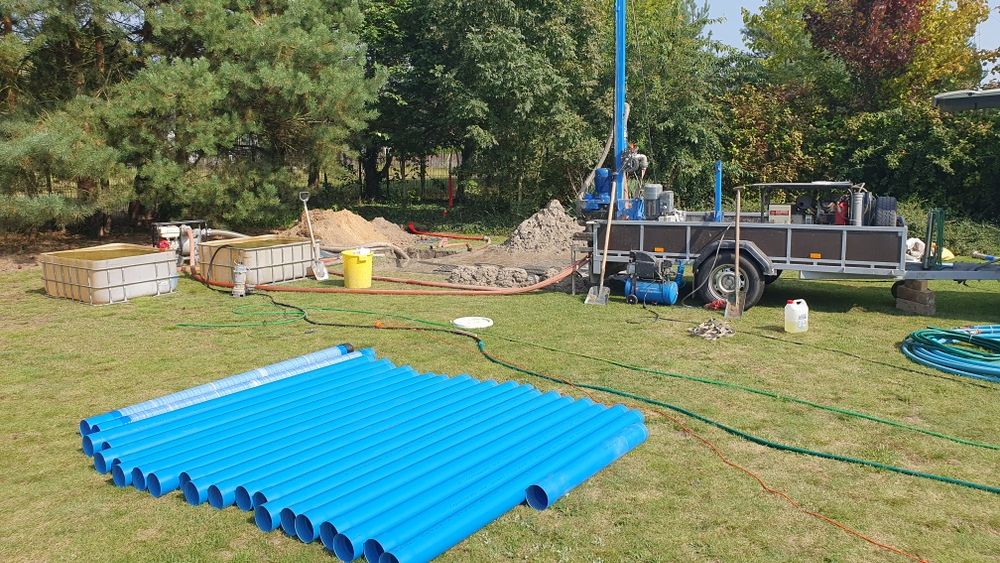 Wiercenie studni  ( studnie abisyńskie , głębinowe )