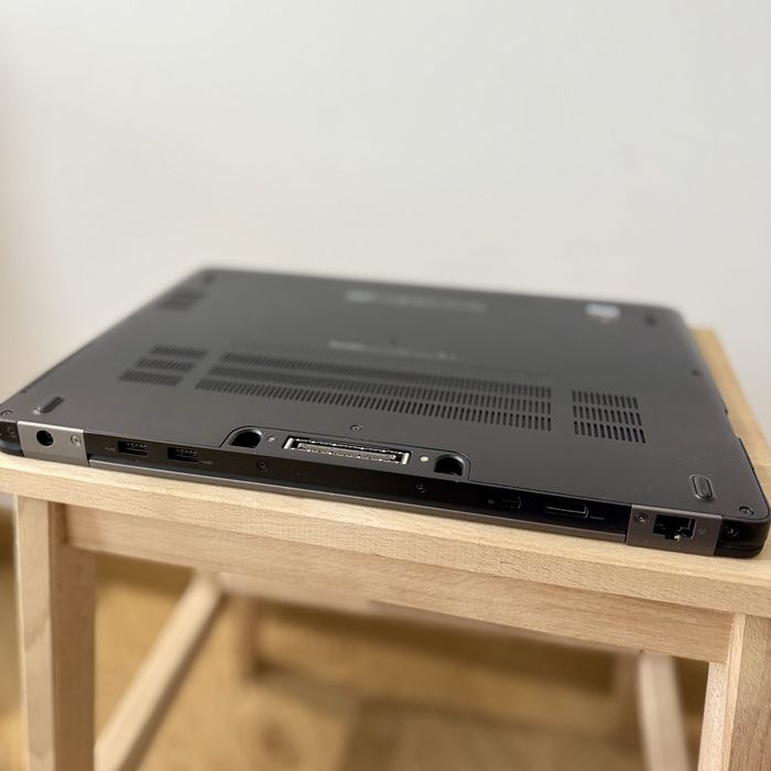 Dell Latitude E7470 i7 16GB RAM SSD Windows 11 Pro biznesowy