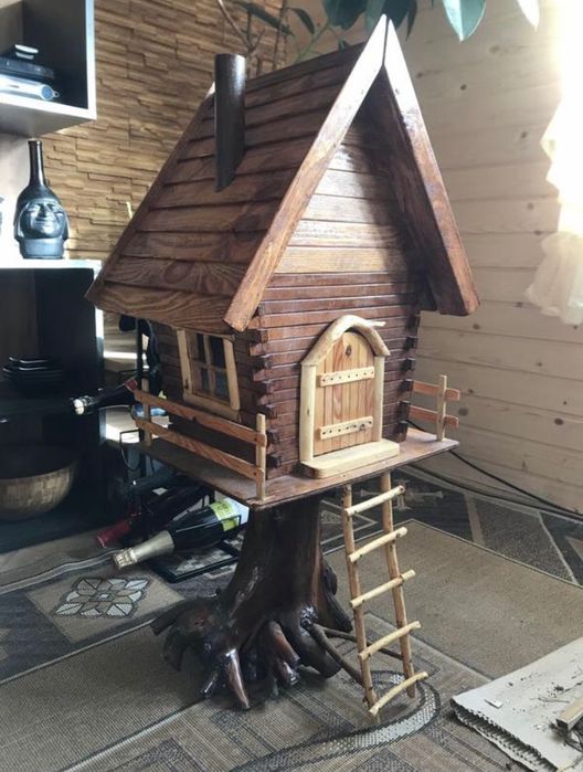 Дерев’яний будинок для саду