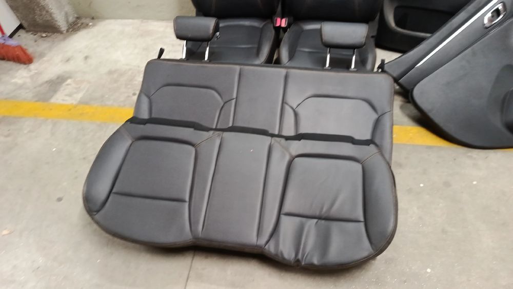 Conjunto de bancos DACIA Spring