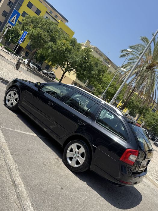Skoda Octavia 1.6TDI c/ histórico